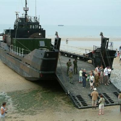 20040606 60 d day arromanches 15