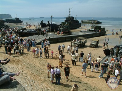 20040606 60 d day arromanches 2