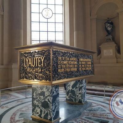 20221210 invalides 9089