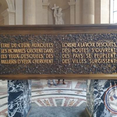 20221210 invalides 9090